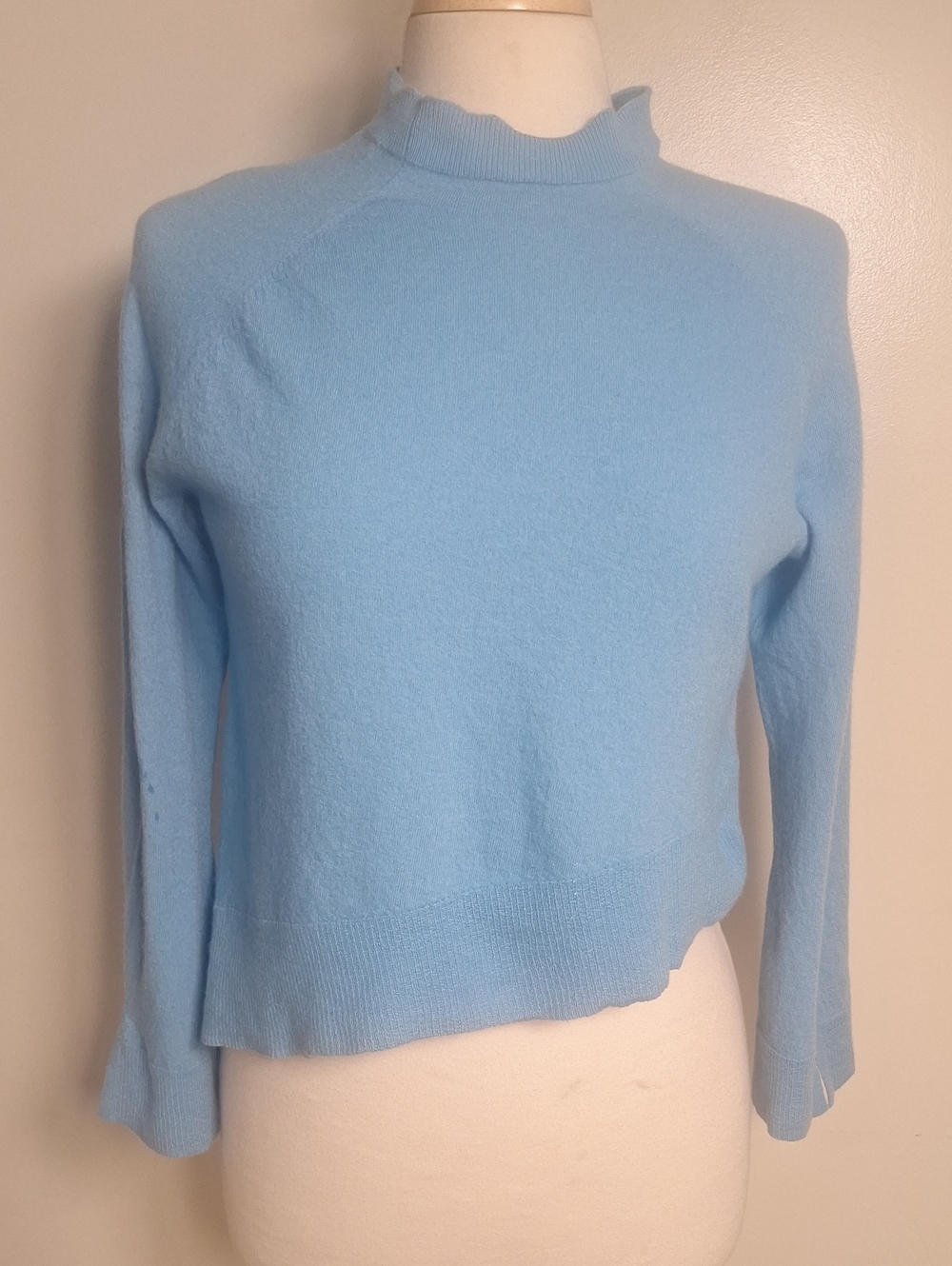 Nicole Miller Merino Wool Cropped Asymmetrical Hem Neck Sweater Cornflower SZ M